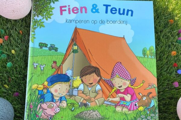 Boek Fien en Teun kamperen op de boerderij