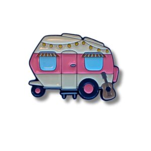 emaille speldje pin caravan